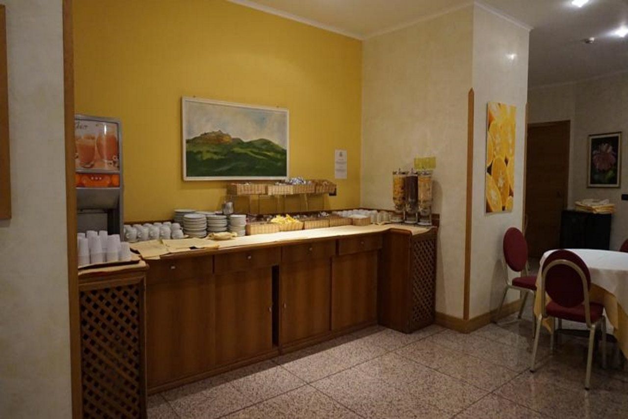 Europa Hotel 3*